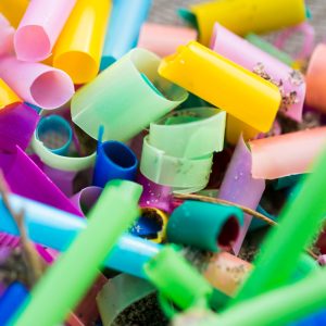 Materiali plastici da riciclo: tutto quello che devi sapere sulla normativa UNI 10667